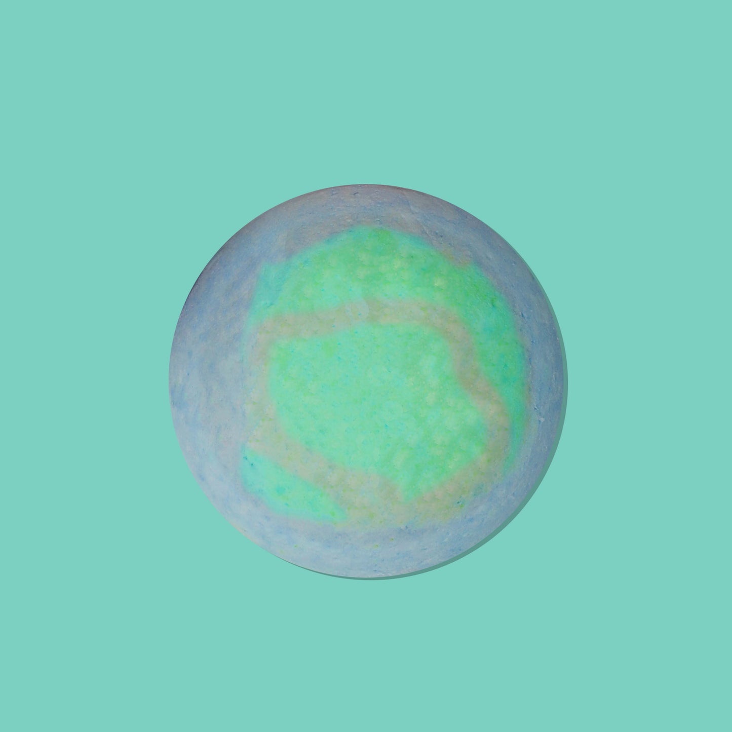 BATH TREATS Geranium Gardenia Bath Bomb